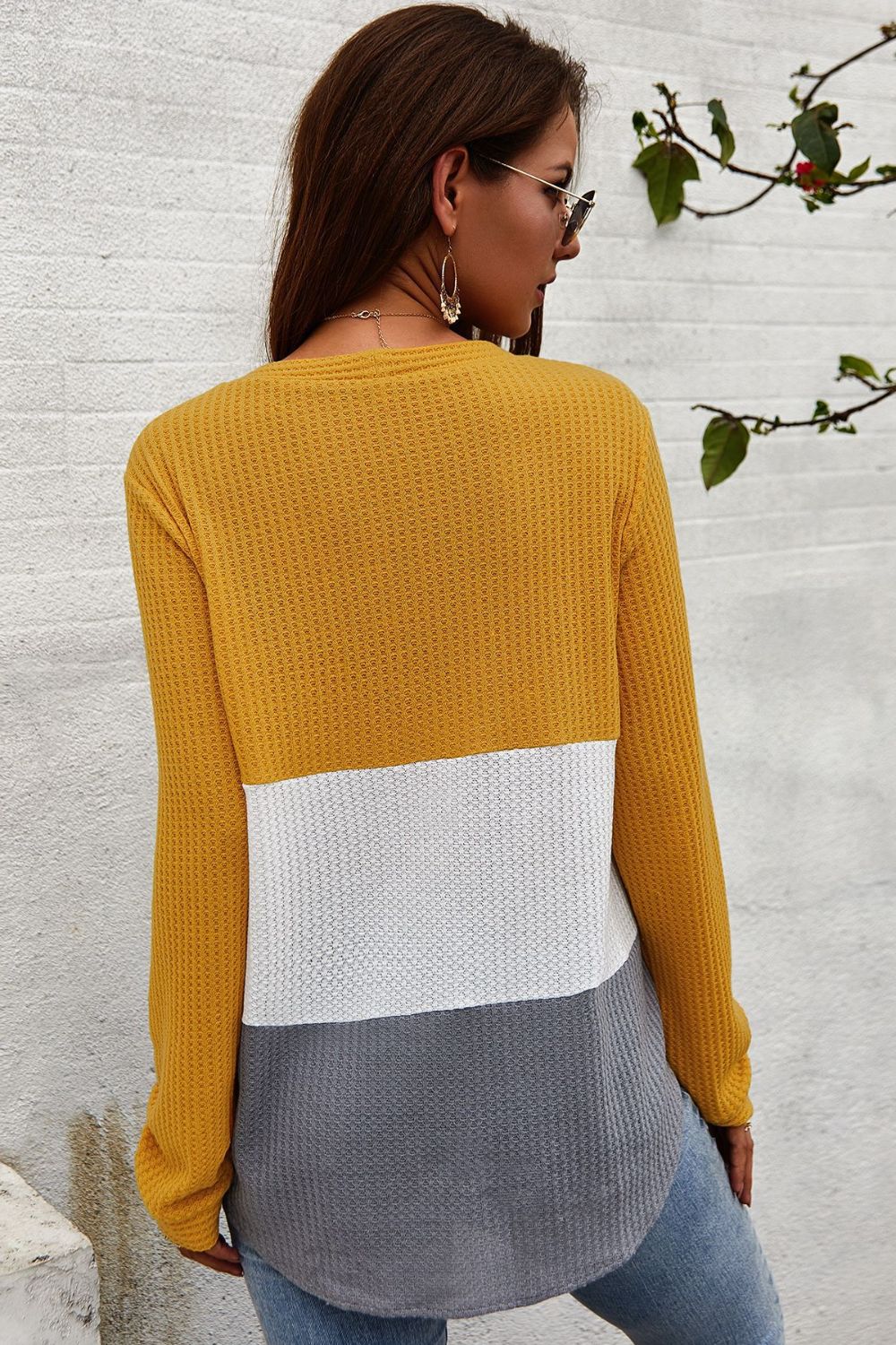 Color Block Waffle Knit V-Neck Top