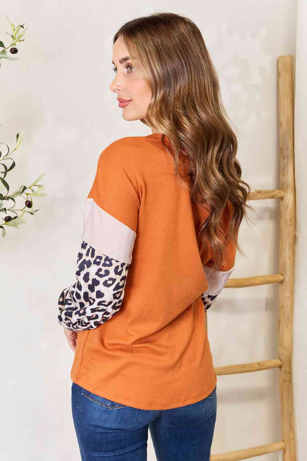 Double Take Leopard Long Sleeve Round Neck Sweatshirt