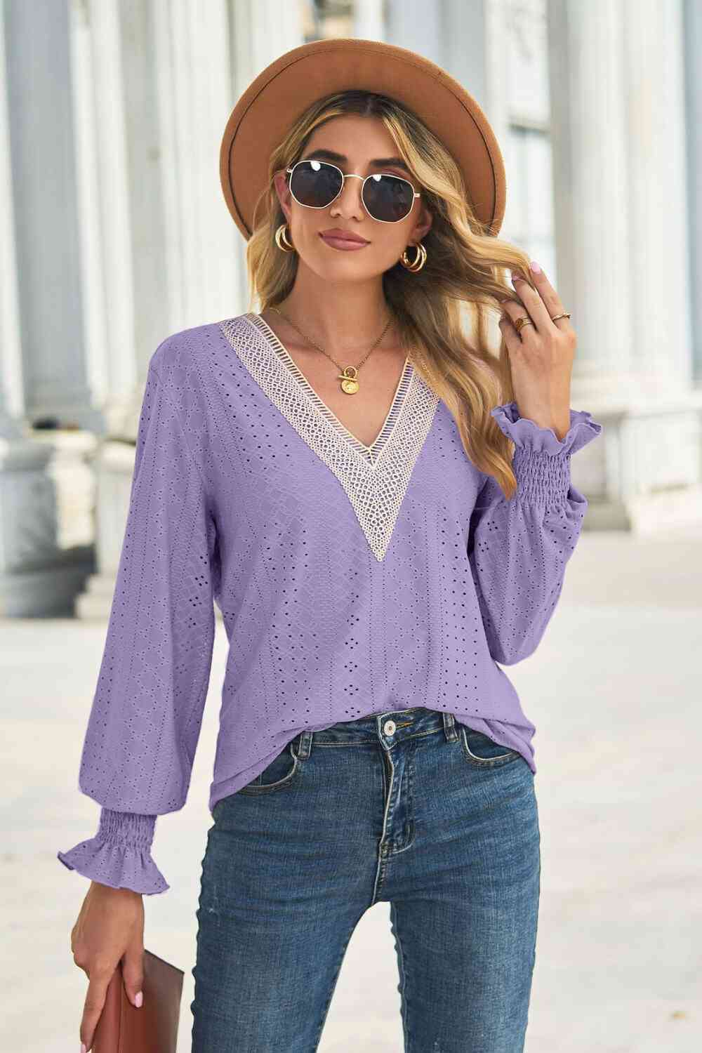 Contrast V-Neck Flounce Sleeve Top